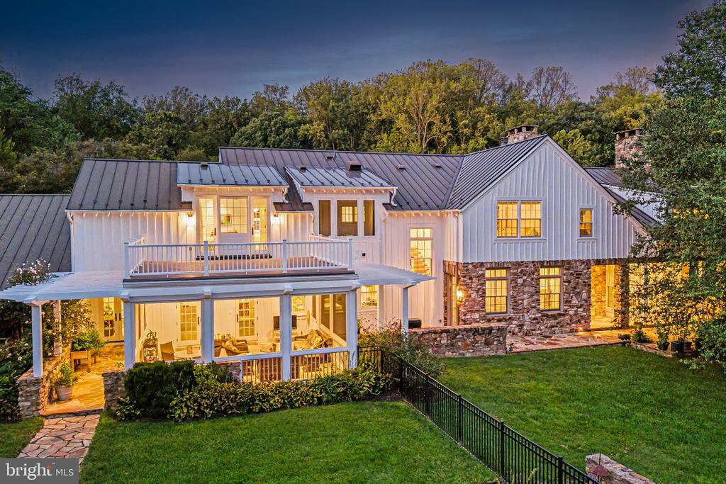 8133 GEORGETOWN PIKE