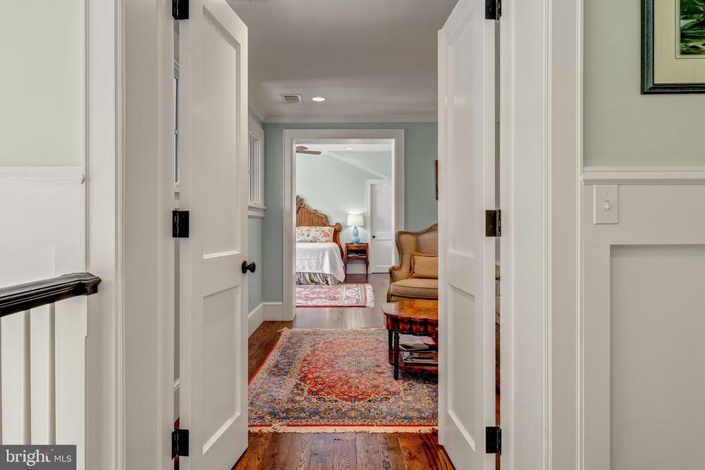 8133 GEORGETOWN PIKE
