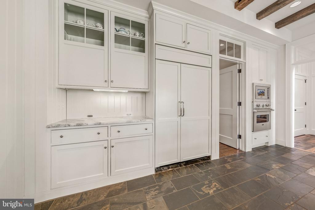8133 GEORGETOWN PIKE