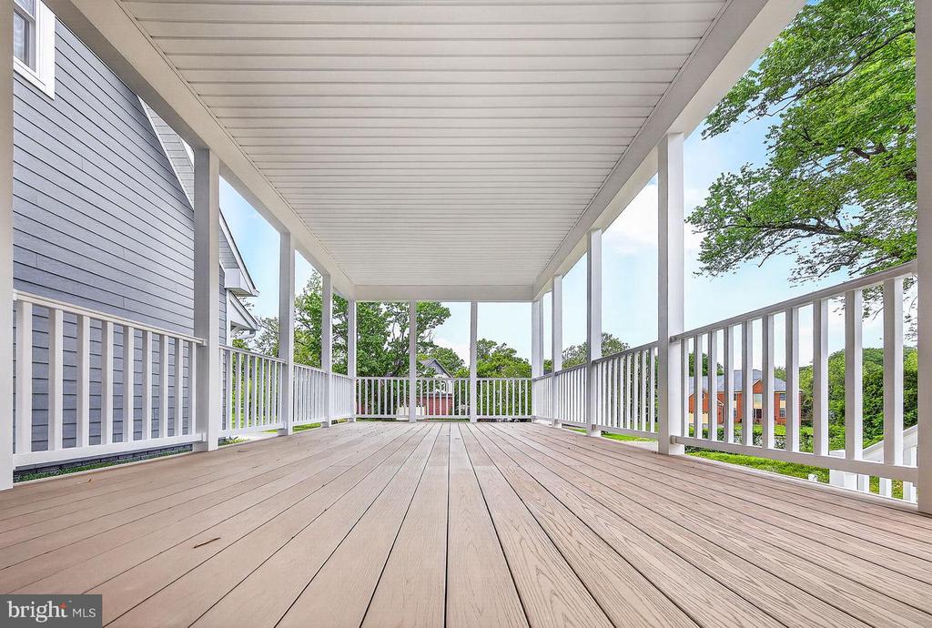 3913 VICTORIA OAKS TRAIL