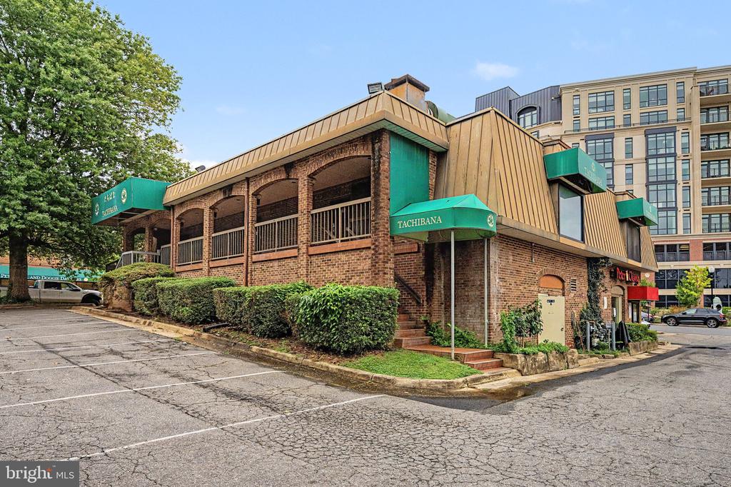 1450 EMERSON AVENUE Unit: 203