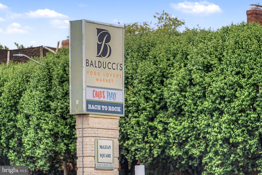 1450 EMERSON AVENUE Unit: 203