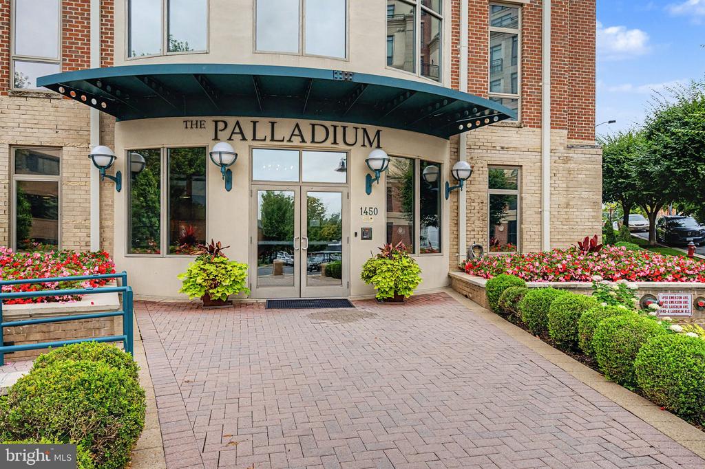 1450 EMERSON AVENUE Unit: 203