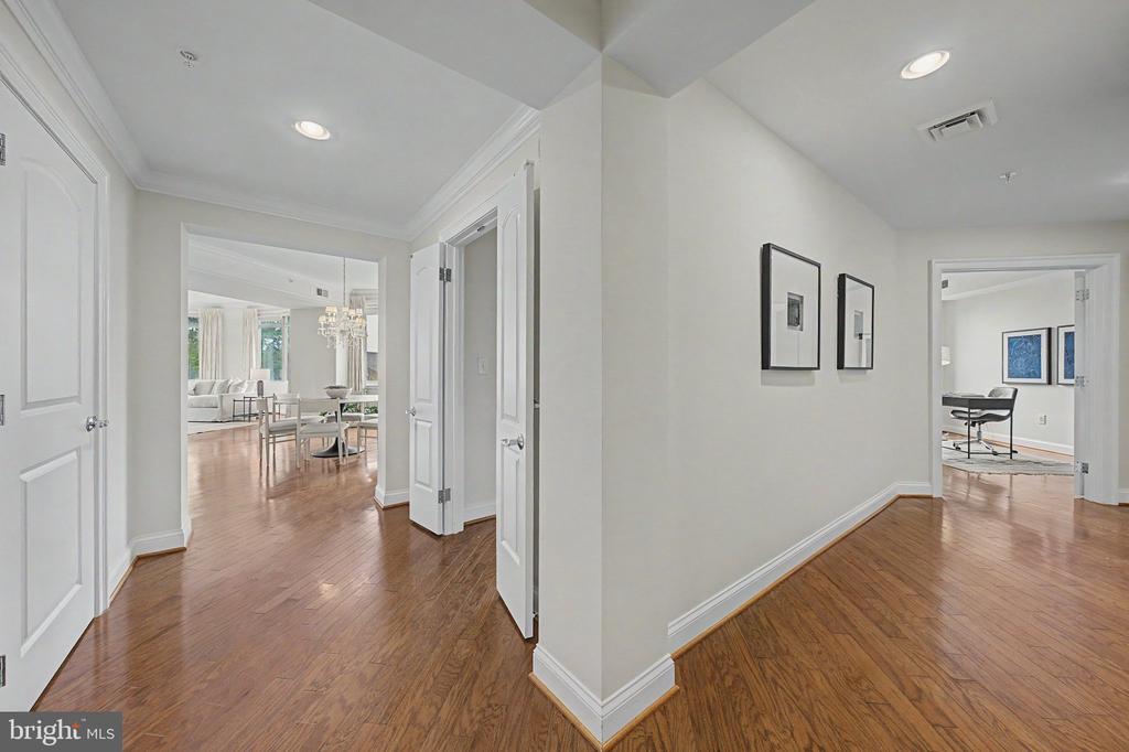 1450 EMERSON AVENUE Unit: 203