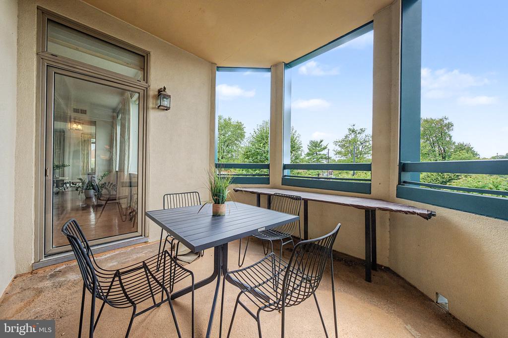 1450 EMERSON AVENUE Unit: 203