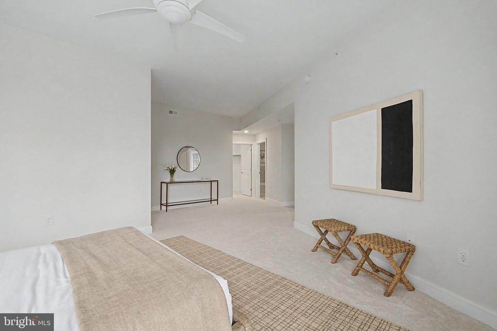 1450 EMERSON AVENUE Unit: 203