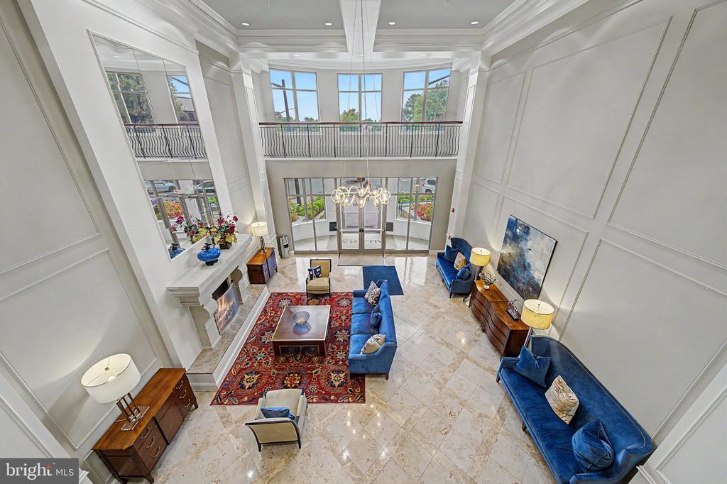 1450 EMERSON AVENUE Unit: 203
