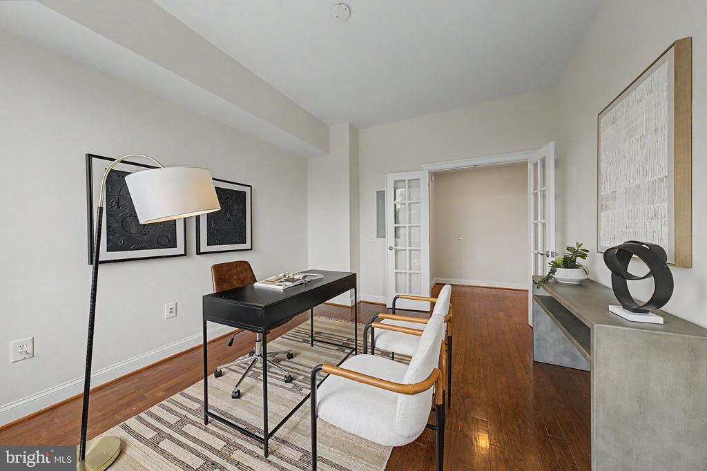 1450 EMERSON AVENUE Unit: 203