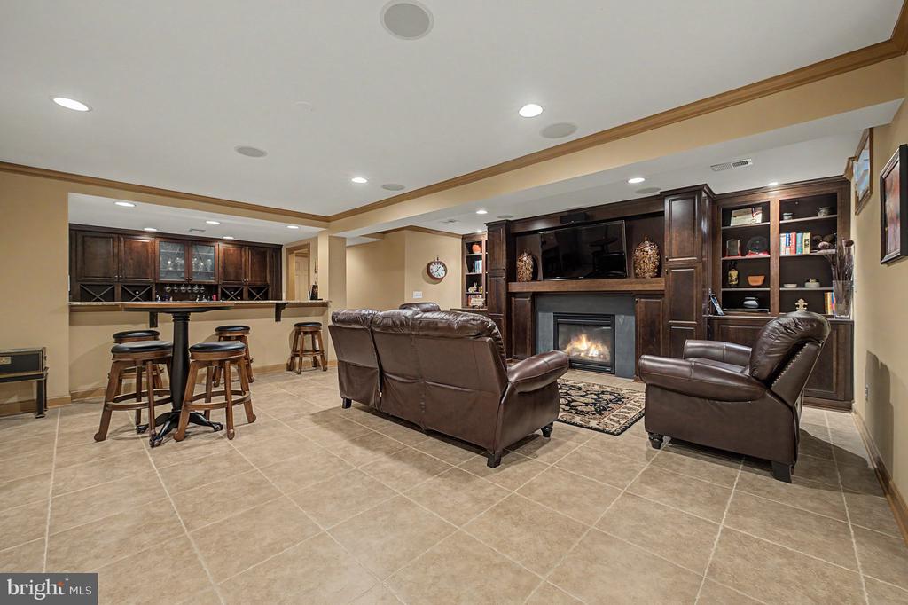 6854 CORDER LANE