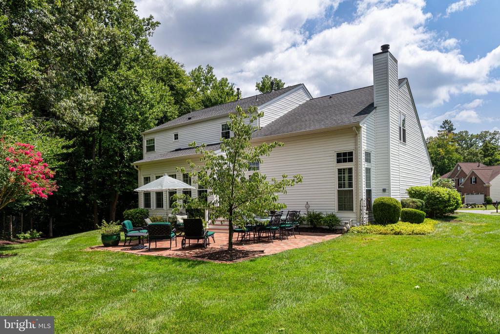 6854 CORDER LANE