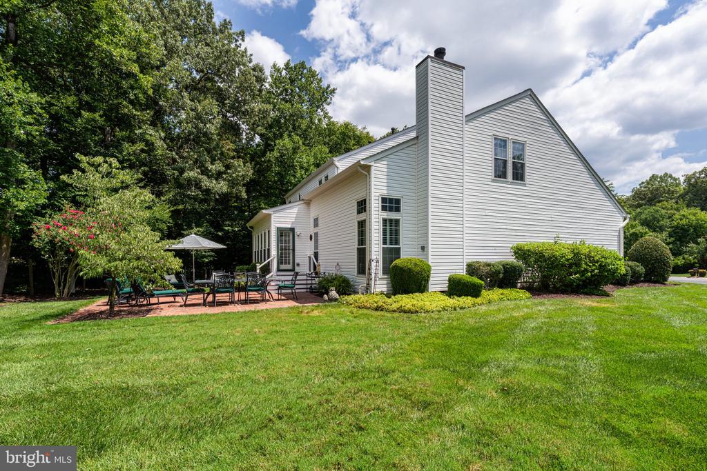 6854 CORDER LANE