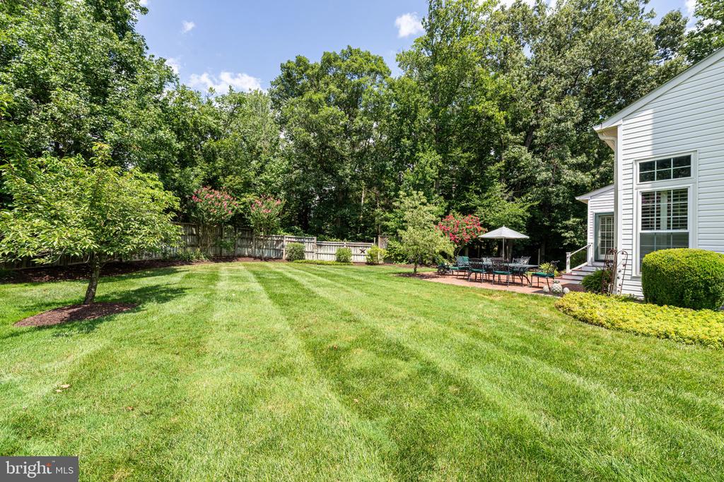 6854 CORDER LANE