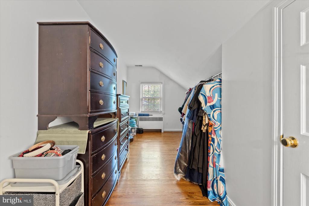 6422 BOULEVARD VIEW