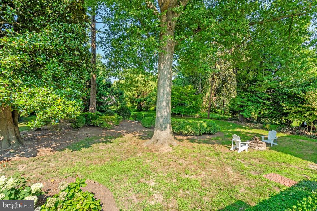 6422 BOULEVARD VIEW
