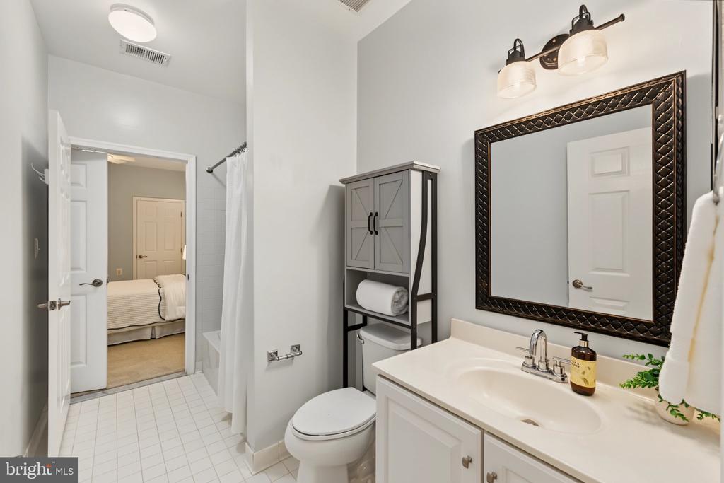 6481 CHEYENNE DRIVE Unit: 102
