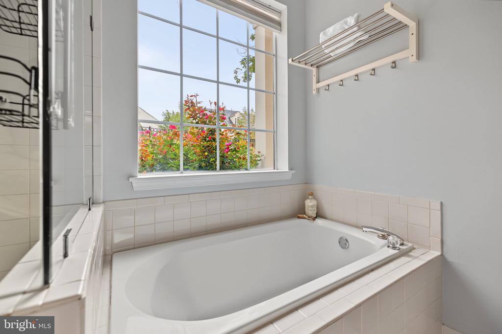6481 CHEYENNE DRIVE Unit: 102