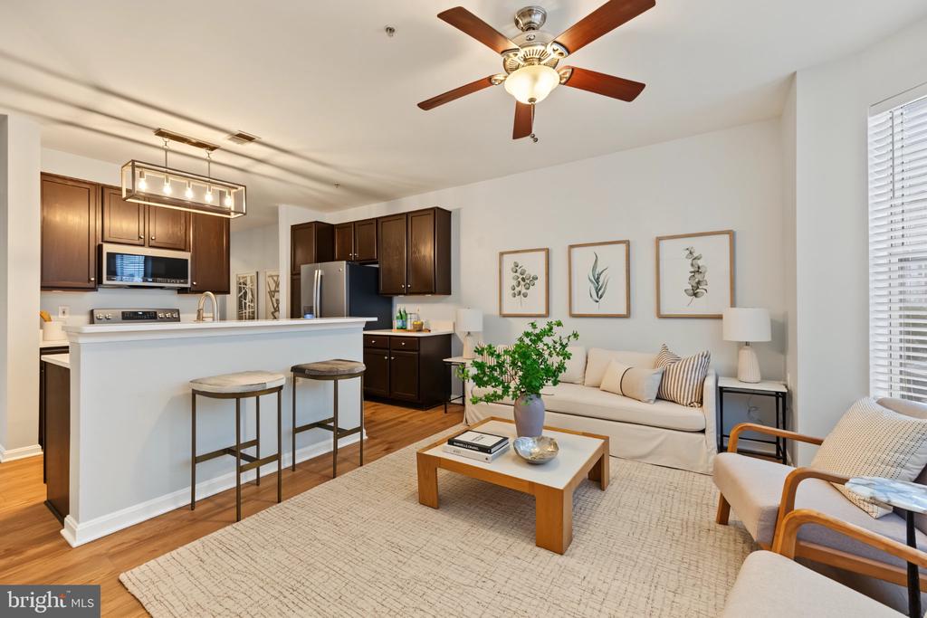 6481 CHEYENNE DRIVE Unit: 102