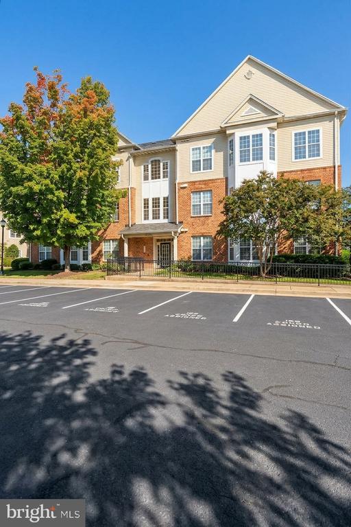 6481 CHEYENNE DRIVE Unit: 102