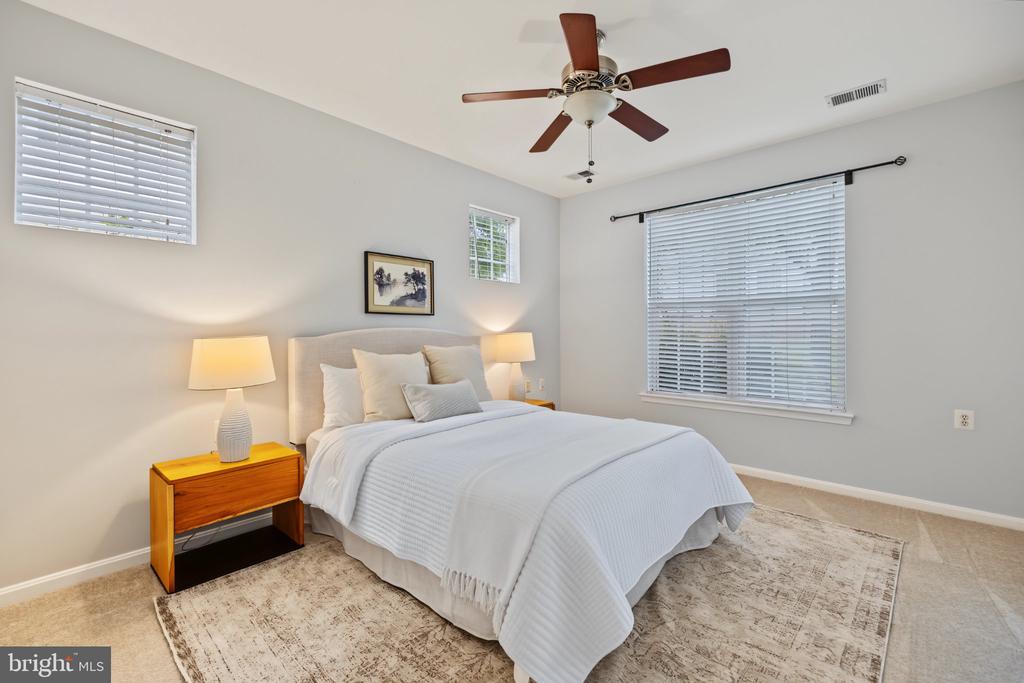 6481 CHEYENNE DRIVE Unit: 102