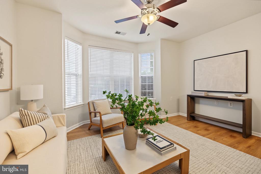 6481 CHEYENNE DRIVE Unit: 102