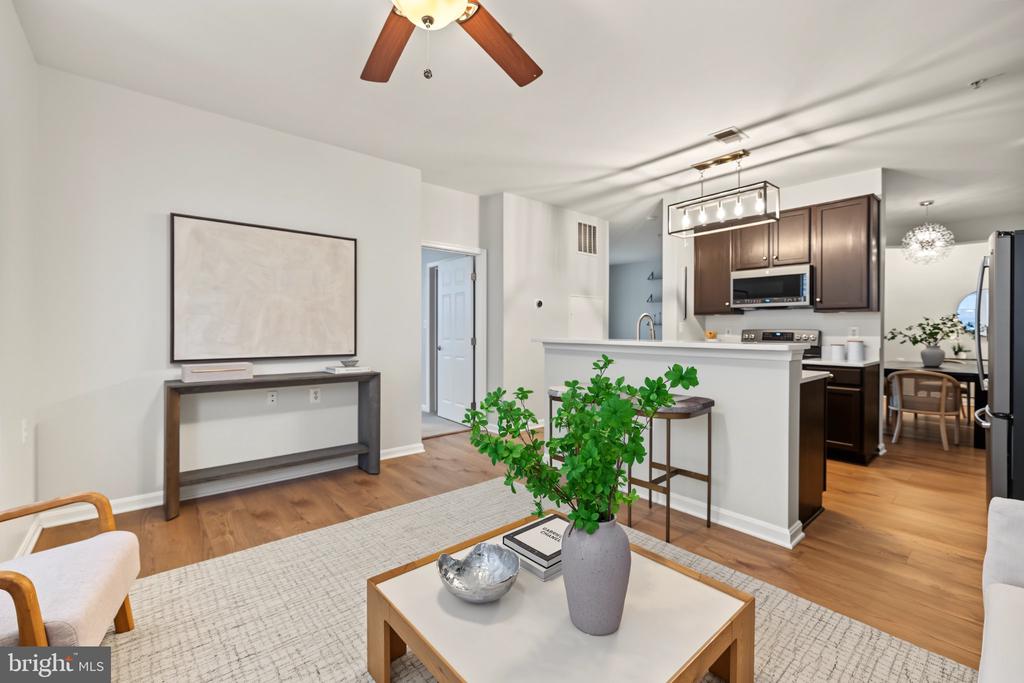 6481 CHEYENNE DRIVE Unit: 102