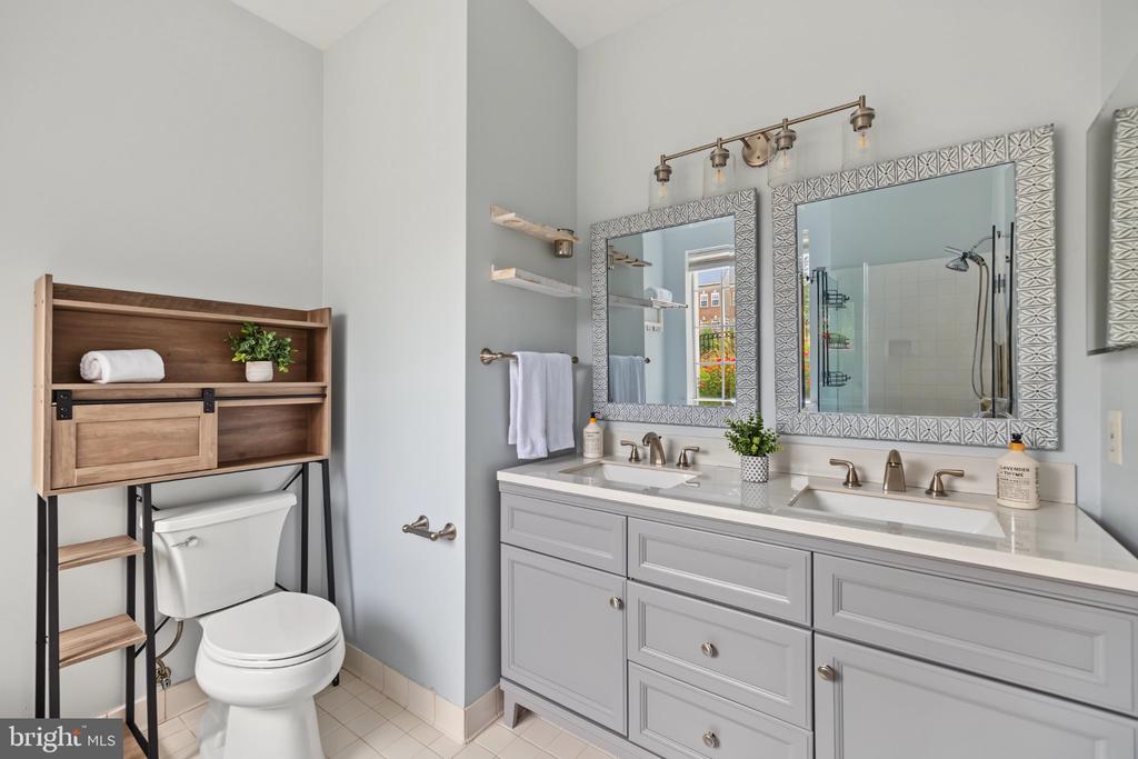 6481 CHEYENNE DRIVE Unit: 102