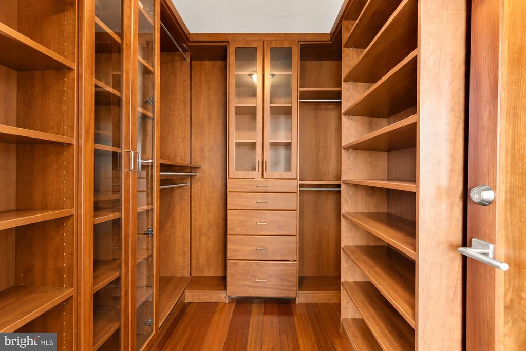 11990 MARKET STREET Unit: 1815
