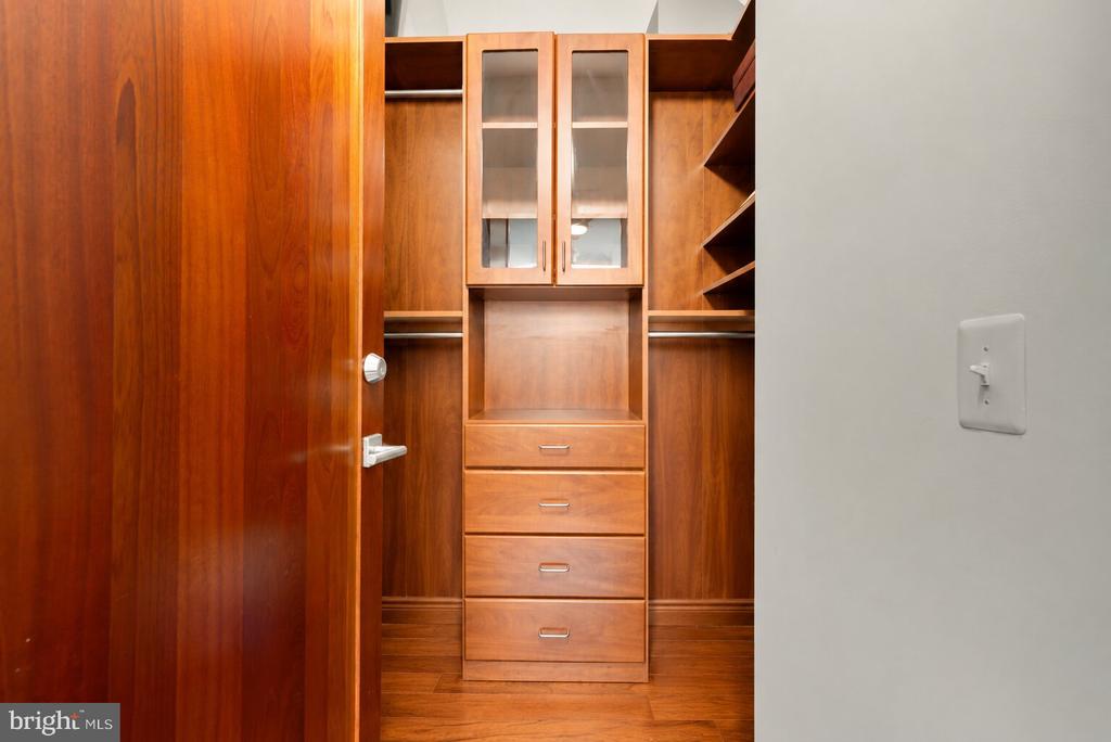 11990 MARKET STREET Unit: 1815