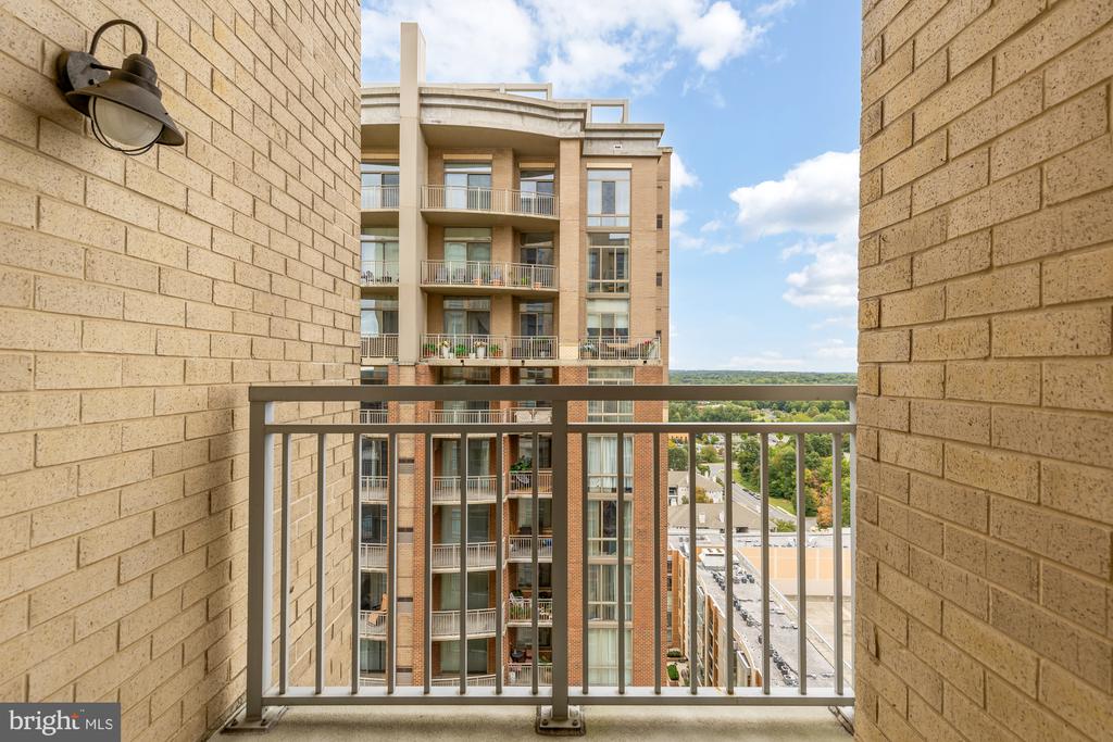 11990 MARKET STREET Unit: 1815