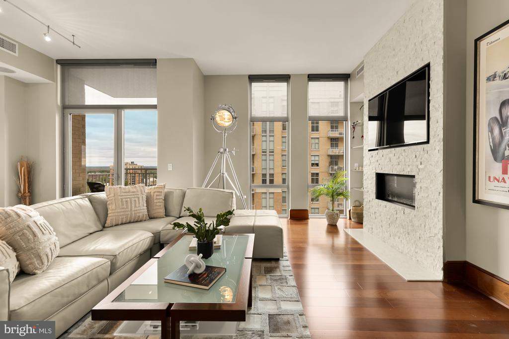 11990 MARKET STREET Unit: 1815