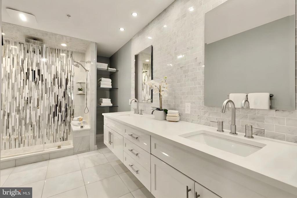 11990 MARKET STREET Unit: 1815