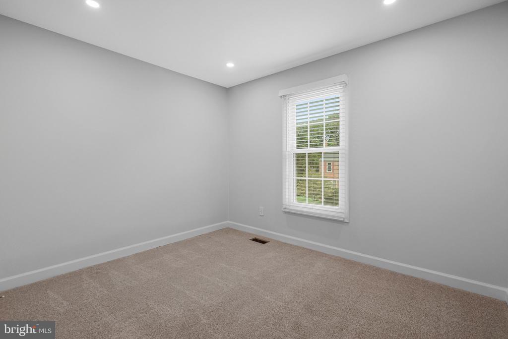 6133 JOUST LANE