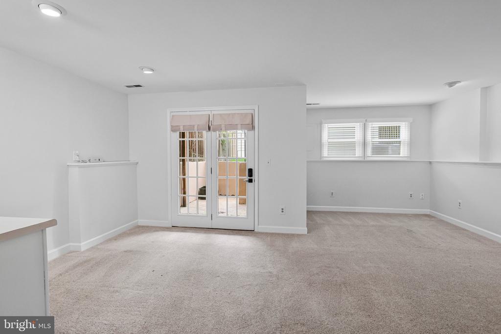 6133 JOUST LANE