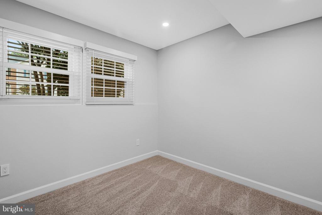 6133 JOUST LANE