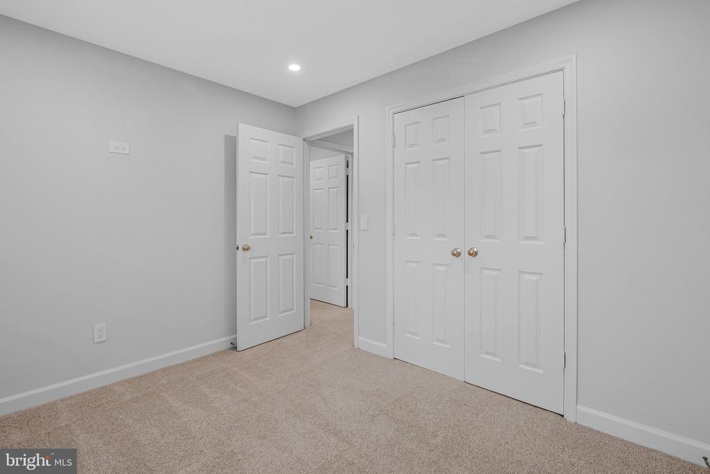 6133 JOUST LANE