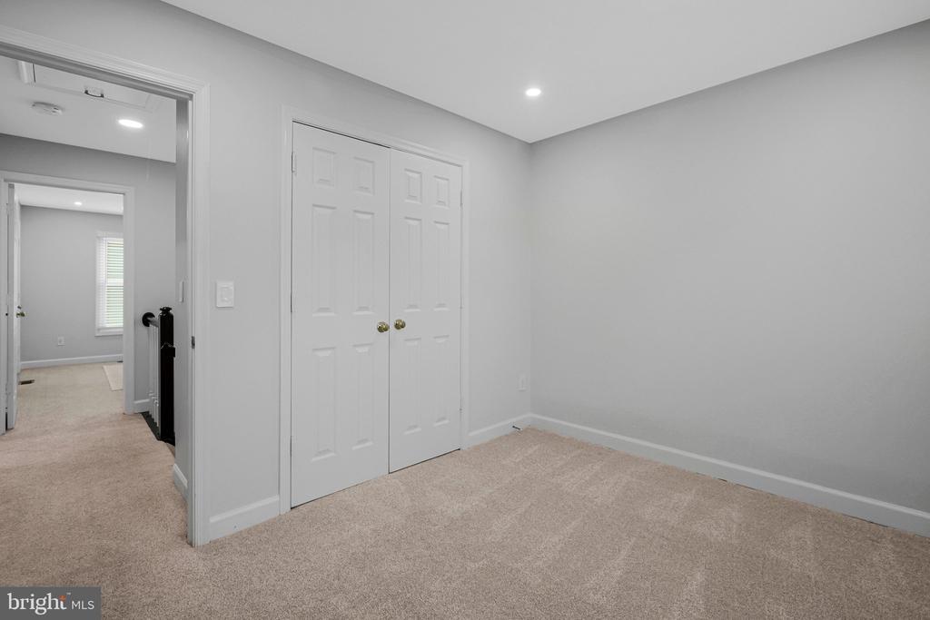 6133 JOUST LANE