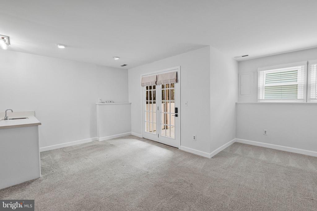6133 JOUST LANE