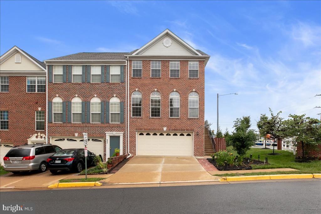 6350 REGAL OAK DRIVE