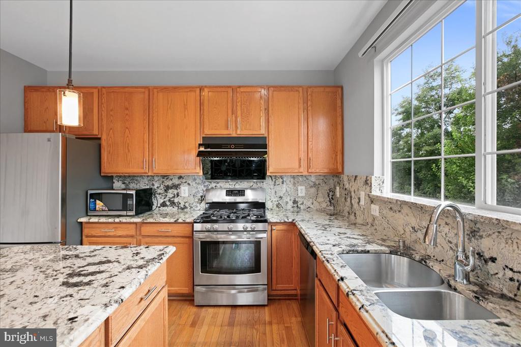 6350 REGAL OAK DRIVE