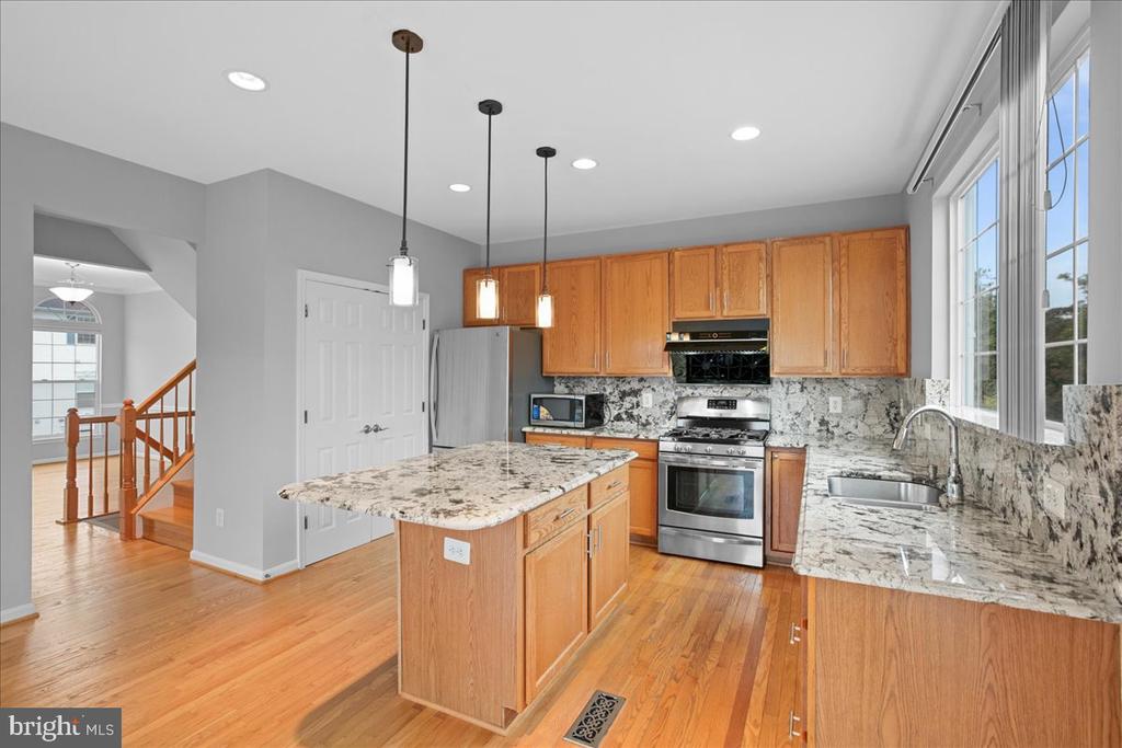 6350 REGAL OAK DRIVE
