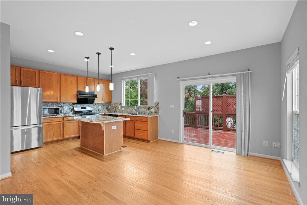 6350 REGAL OAK DRIVE