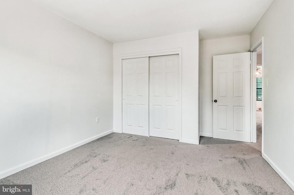 3964 ROSEBAY COURT