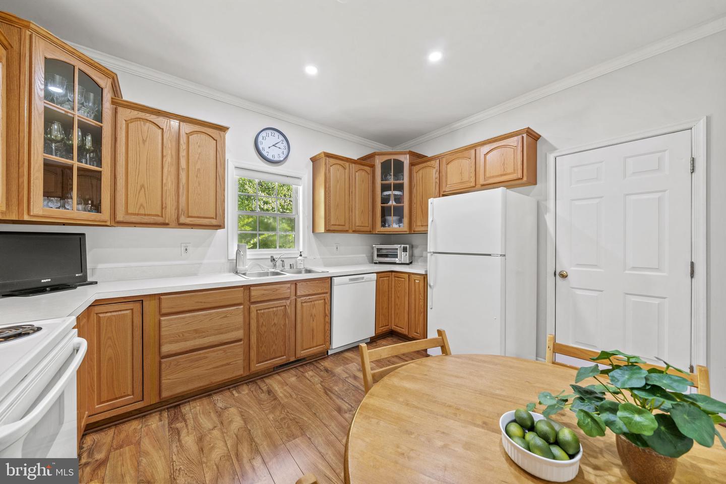 3704 Elk Creek Rd