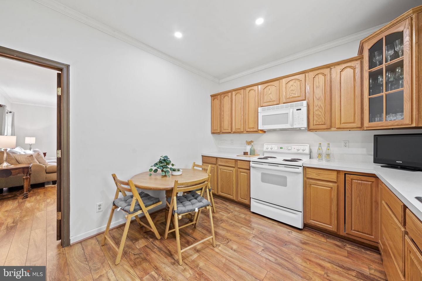 3704 Elk Creek Rd