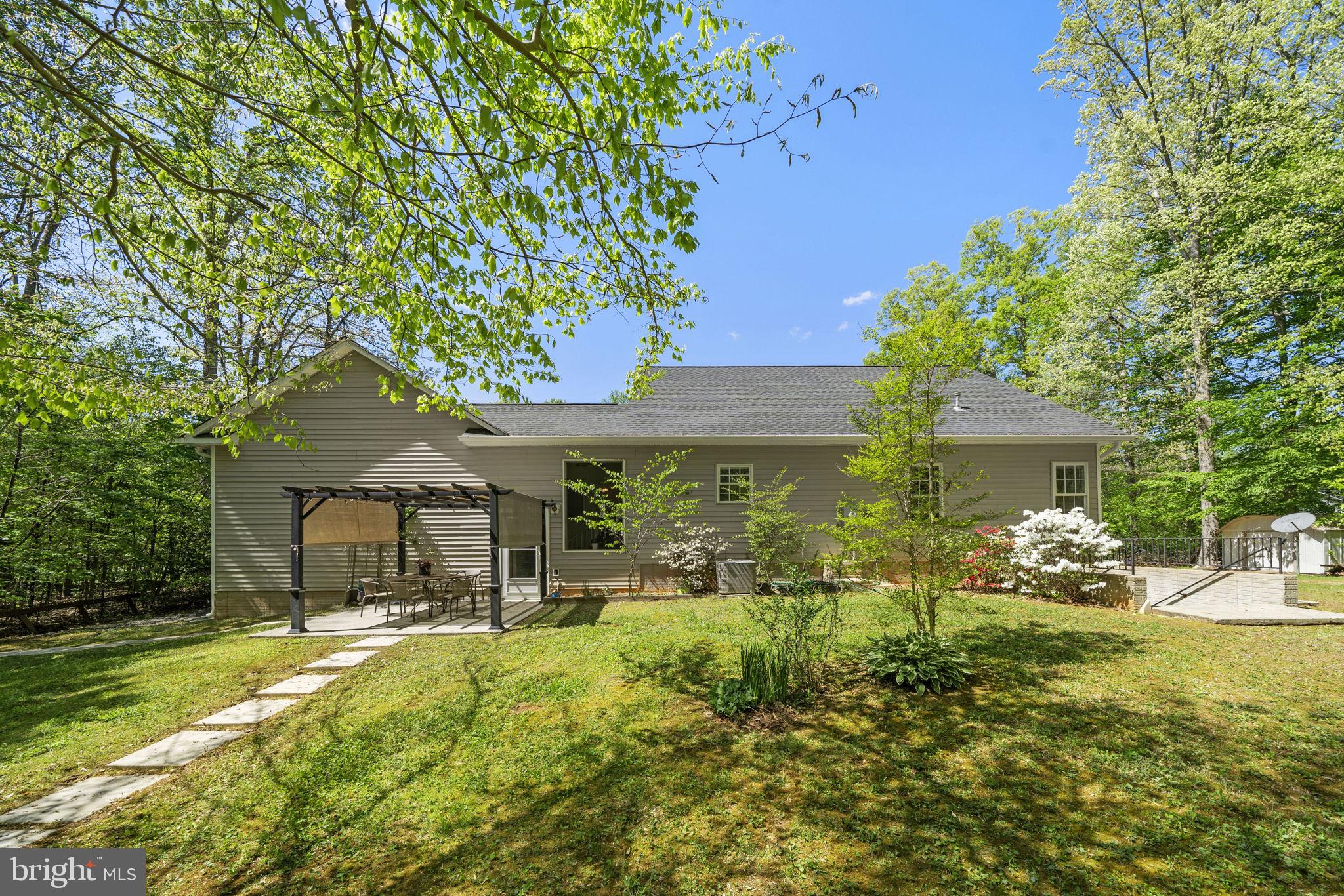 3704 Elk Creek Rd