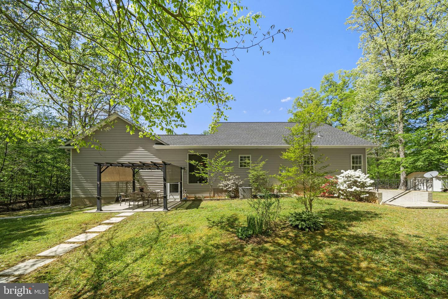 3704 Elk Creek Rd