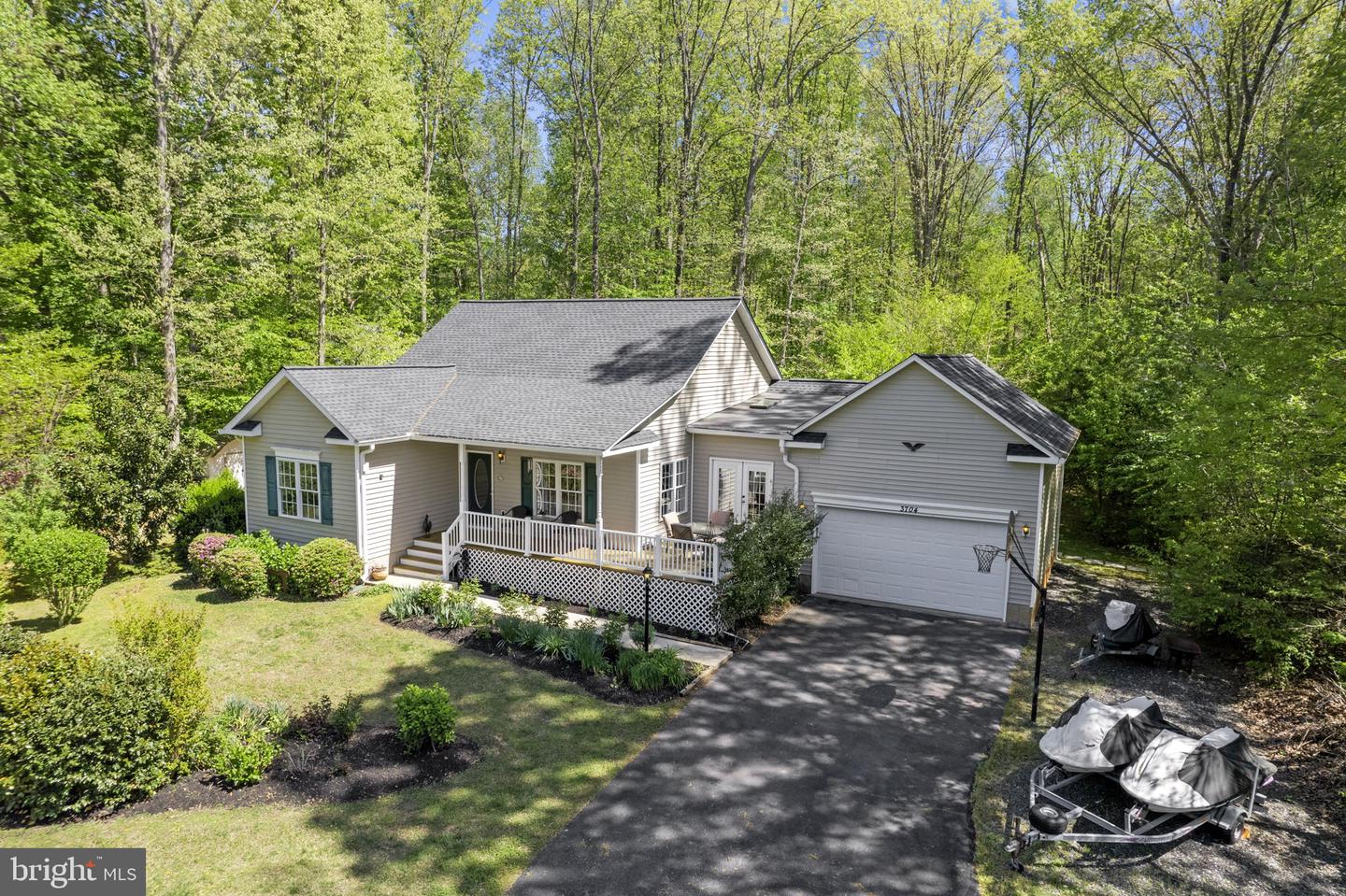 3704 Elk Creek Rd