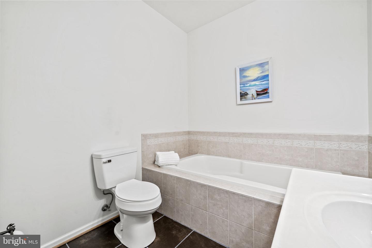 3704 Elk Creek Rd