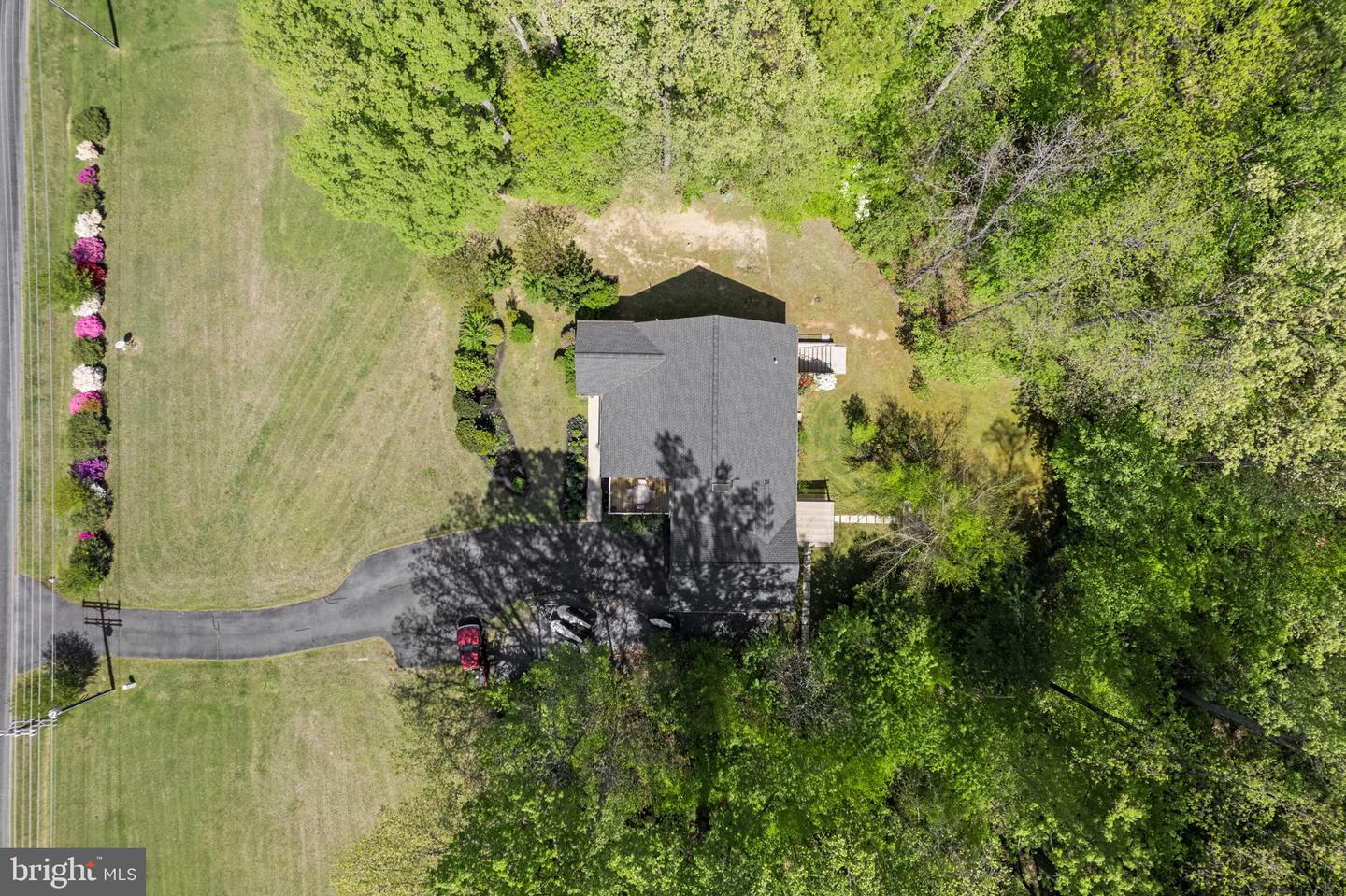 3704 Elk Creek Rd