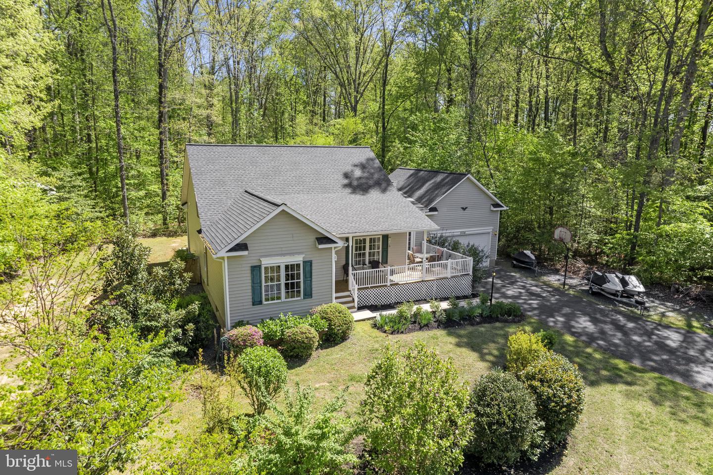 3704 Elk Creek Rd